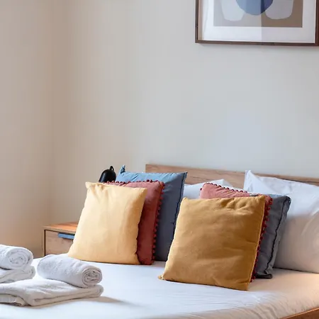 Miragaia W Patio By Lovelystay Apartmán Porto