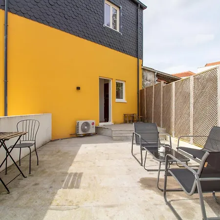 Miragaia W Patio By Lovelystay Lägenhet