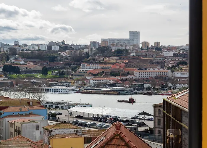 Miragaia W Patio By Lovelystay Porto