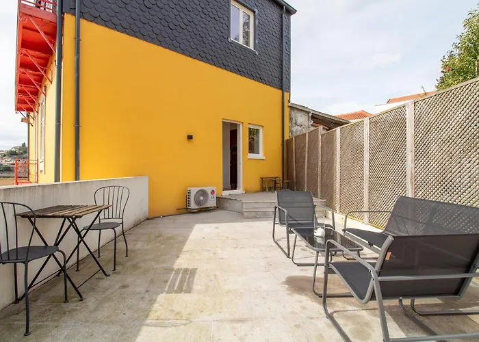 Miragaia W Patio By Lovelystay Apartamento