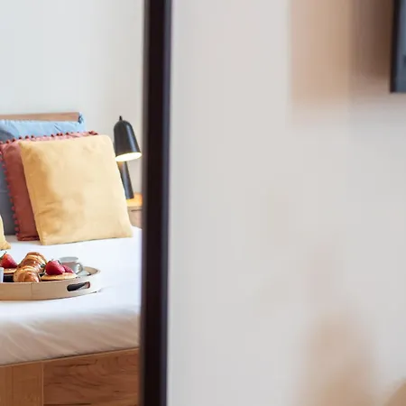Apartment Miragaia W Patio By Lovelystay *