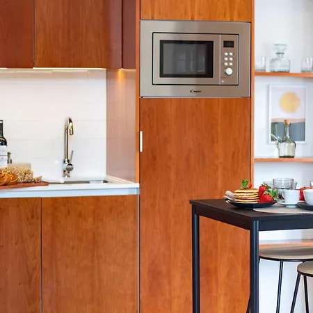 Miragaia W Patio By Lovelystay Apartment Porto