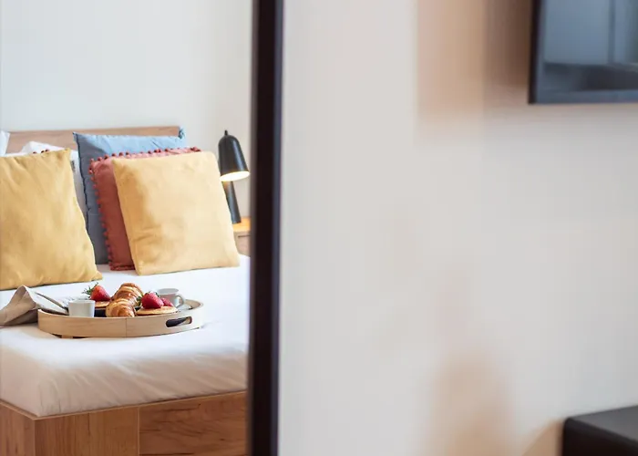 Apartment Miragaia W Patio By Lovelystay *