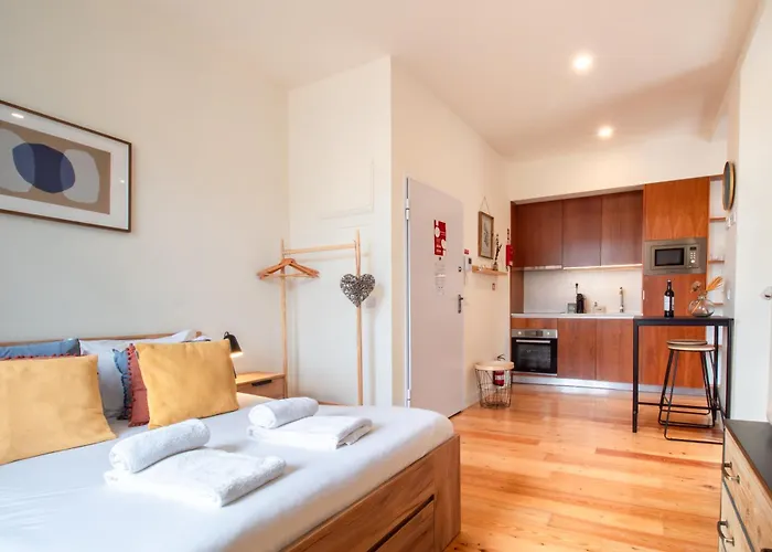 Miragaia W Patio By Lovelystay