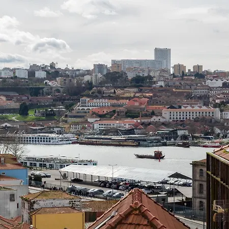 Miragaia W Patio By Lovelystay Porto