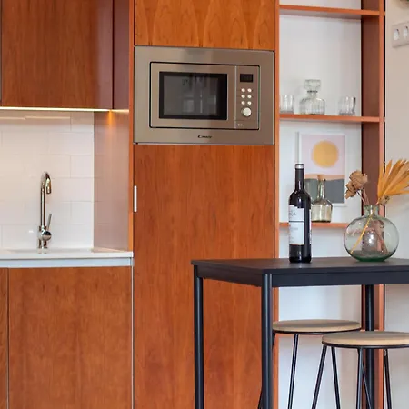 Miragaia W Patio By Lovelystay