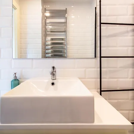 Apartamento Miragaia W Patio By Lovelystay